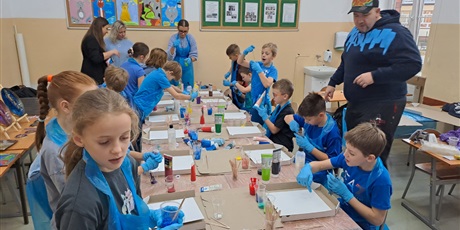 Kreatywne warsztaty plastyczne w klasie 3b