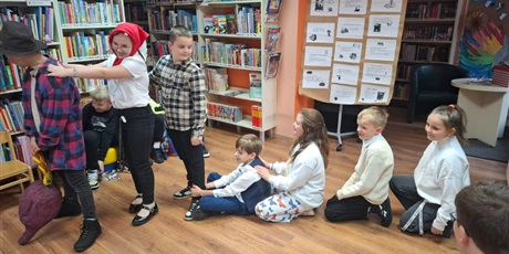 Lekcja biblioteczna "Jak dobrze znasz Tuwima?"