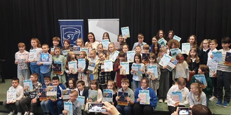 Rozstrzygnięcie Powiatowego Konkursu Plastycznego  "Ilustrujemy Baśnie braci Grimm"